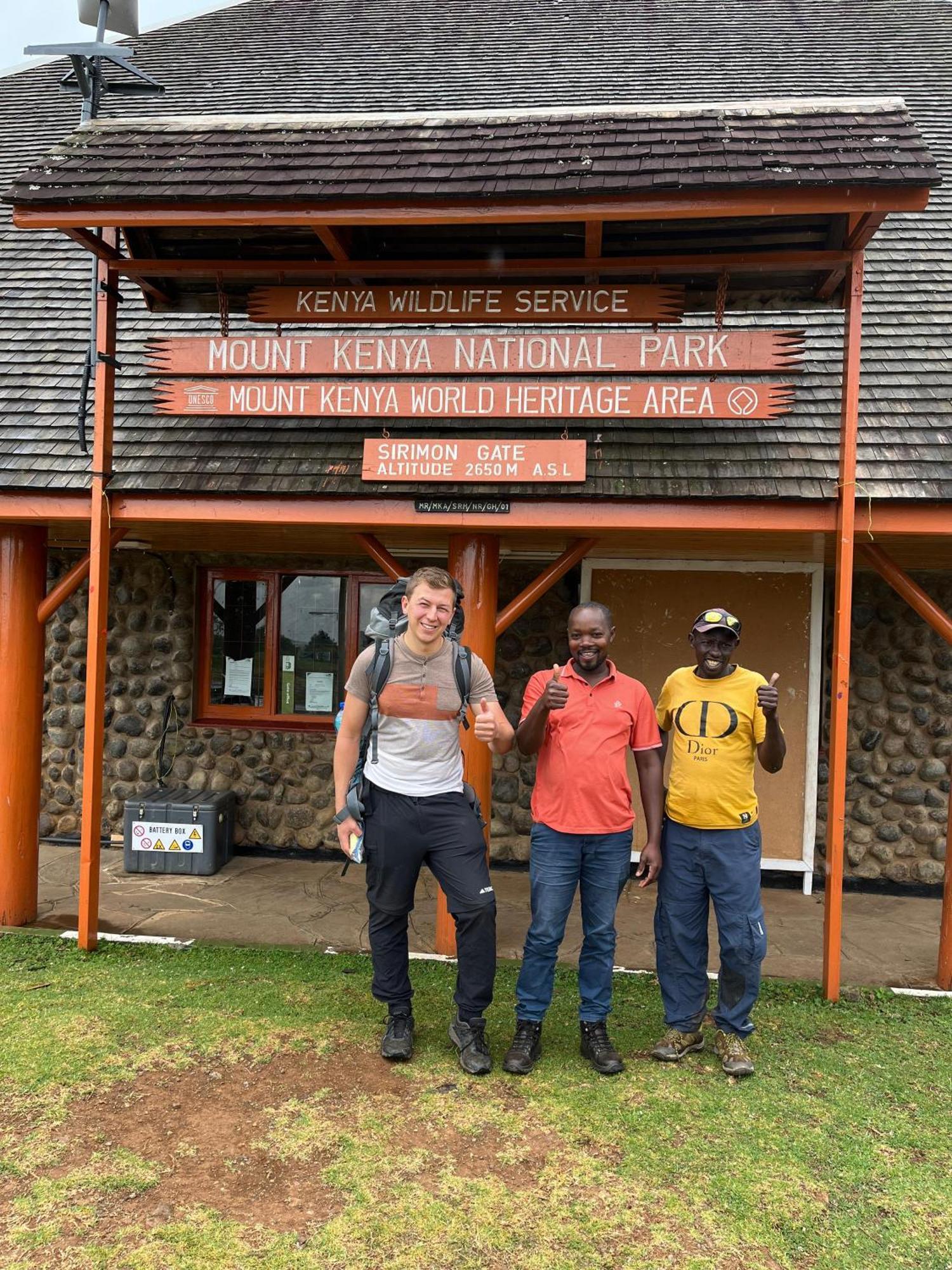 Rafiki House Hotel Nanyuki Exterior photo
